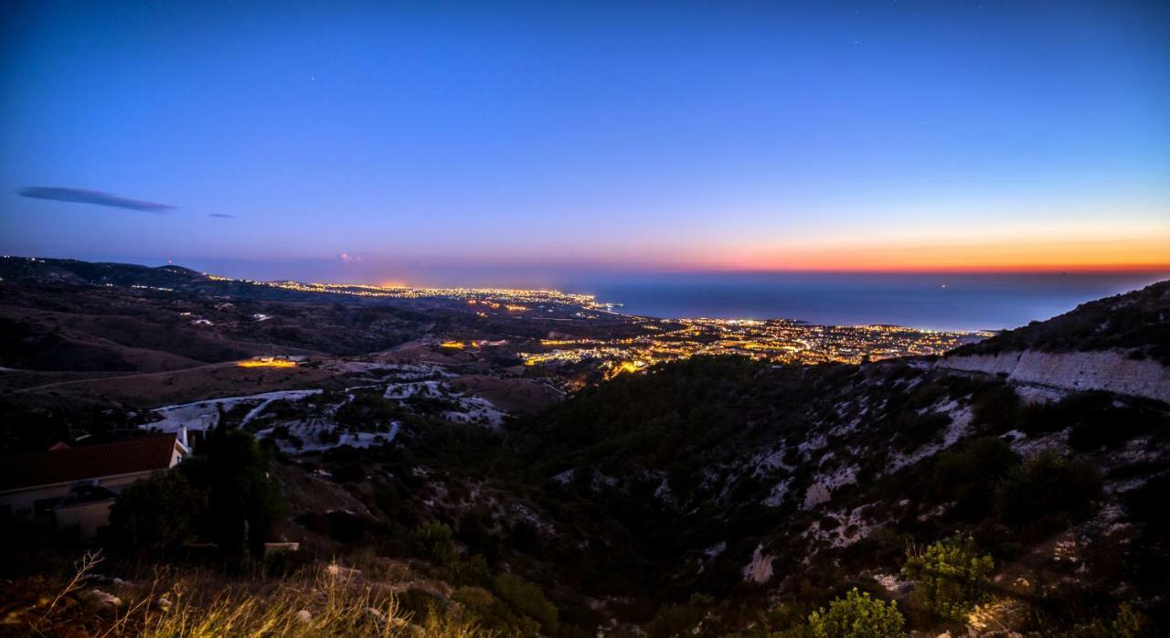 Panorama Edge Villa Peyia Exterior photo